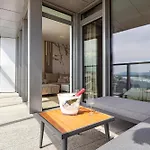 Golden Suite, River&old Town View, Free Parking *