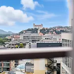 Golden Suite, River&old Town View, Free Parking *
