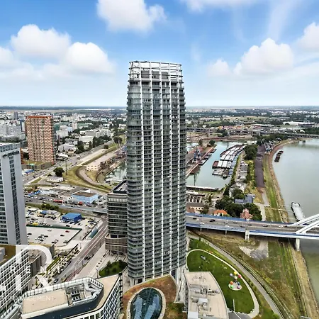 דירה Golden Suite, River&old Town View, Free Parking ברטיסלאבה