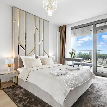 דירה Golden Suite, River&old Town View, Free Parking ברטיסלאבה