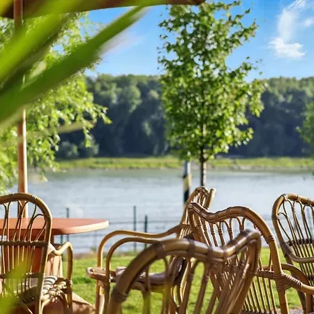 아파트 Golden Suite, River&old Town View, Free Parking *