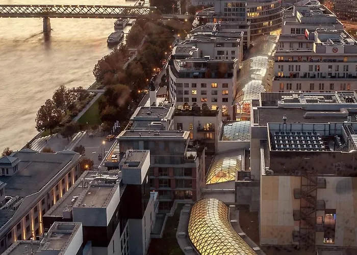 아파트 Golden Suite, River&old Town View, Free Parking 브라티슬라바