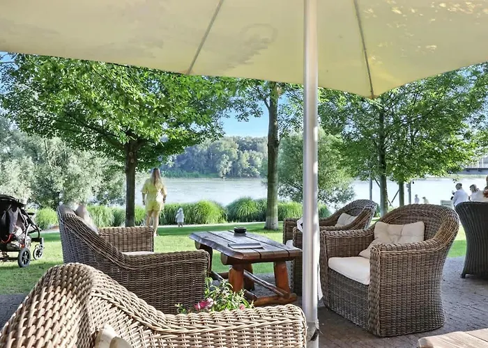 Golden Suite, River&old Town View, Free Parking 브라티슬라바