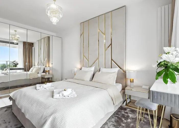 Golden Suite, River&old Town View, Free Parking Apartmán Bratislava