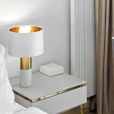 Golden Suite, River&old Town View, Free Parking 布拉迪斯拉发