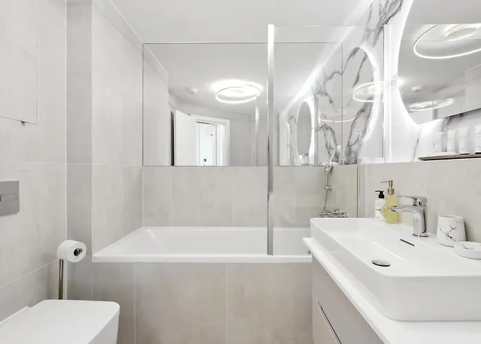 Golden Suite, River&old Town View, Free Parking * Pressburg